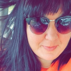 Meet your Posher, Brandi